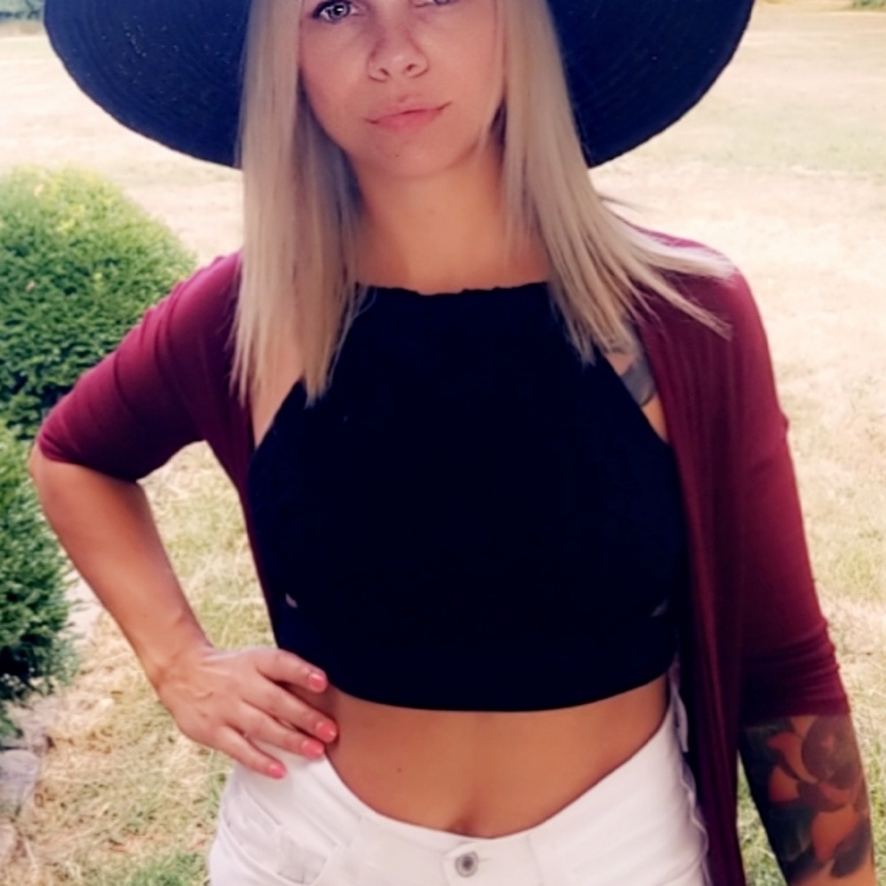 Crop Top NWT